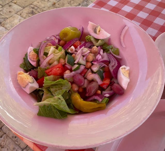 Full House Salad.
